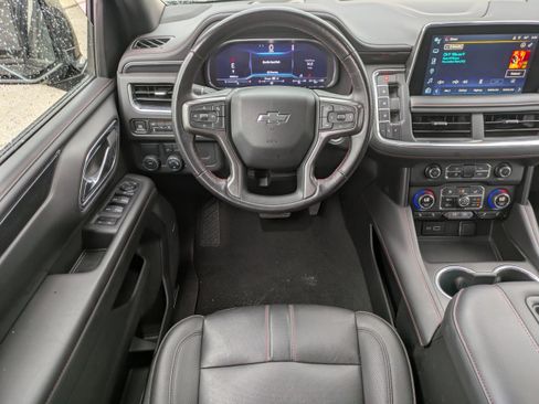Used 2024 Chevrolet Suburban RST image 19