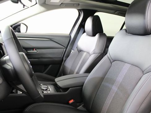 New 2025 MAZDA CX-50 AWD 2.5 S w/ Weather Package image 13