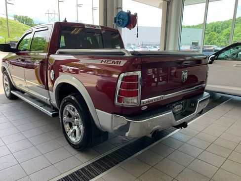 Used 2017 RAM 1500 Laramie w/ Convenience Group AWD/4WD image 9