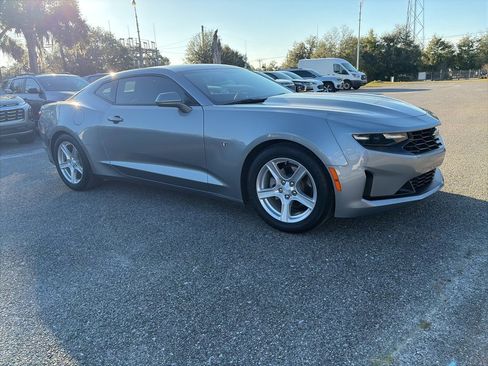 Used 2024 Chevrolet Camaro LT image 4