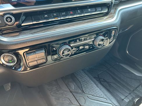 Used 2026 Chevrolet Silverado 1500 RST w/ RST Select Package AWD/4WD image 29