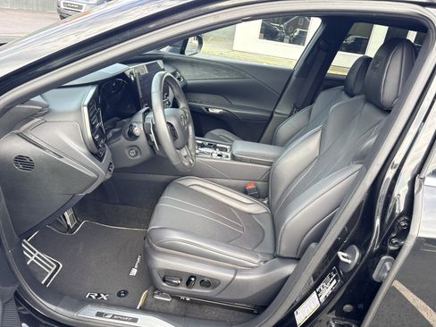 Used 2023 Lexus RX 350 F Sport w/ Accessory Package AWD/4WD image 16
