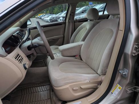 Used 2006 Buick Lucerne CX FWD image 26