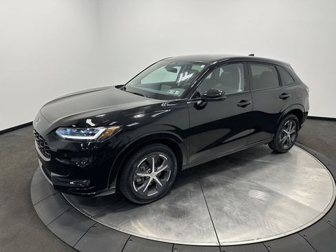 Certified 2024 Honda HR-V EX-L image 4