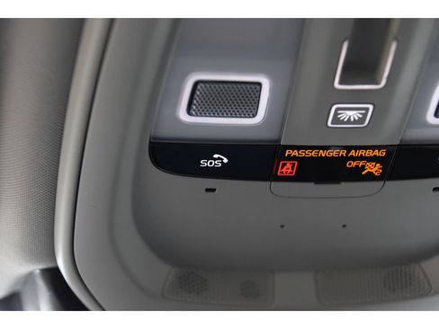 Certified 2023 Volvo S60 B5 Plus w/ Climate Package image 39