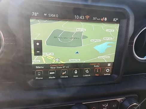 Used 2023 Jeep Wrangler Sahara w/ Cold Weather Group image 4