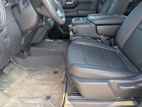 Used 2024 Chevrolet Silverado 1500 W/T w/ WT Value Package image 6