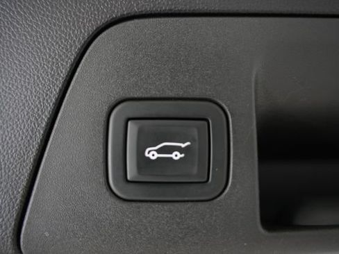 Used 2024 Buick Envision Sport Touring AWD/4WD image 11