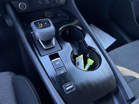 Certified 2023 Nissan Rogue SV image 17