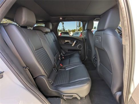 Used 2021 Land Rover Discovery Sport SE image 29