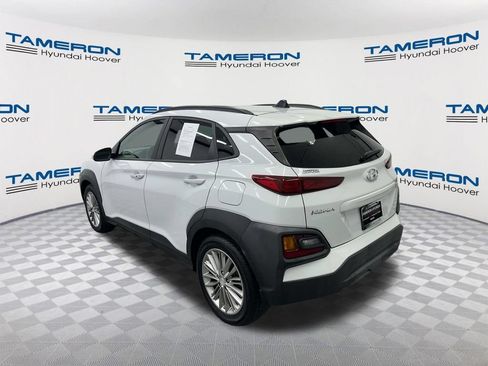 Used 2018 Hyundai Kona SEL w/ SEL Tech Package 02 FWD image 3