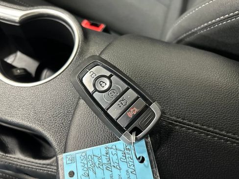 Used 2022 Ford Mustang GT RWD image 23