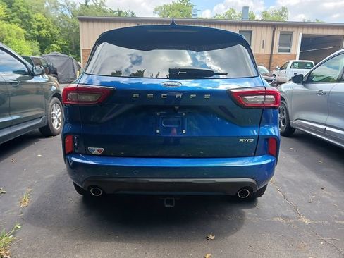 Used 2023 Ford Escape ST-Line w/ Tech Pack #1 AWD/4WD image 6