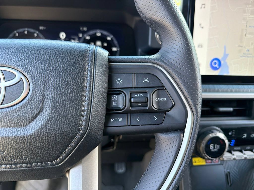 Used 2026 Toyota 4Runner Platinum AWD/4WD image 19