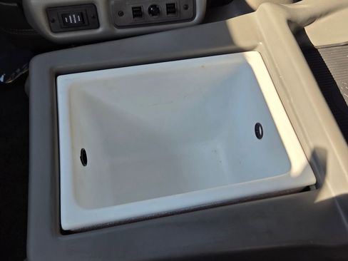 Used 2022 Chevrolet Express 2500 Extended w/ Enhanced Convenience Package image 26