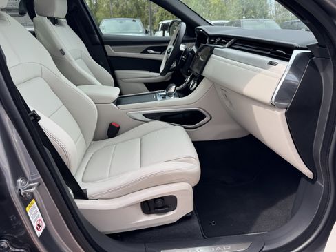 Used 2026 Jaguar F-PACE R-Dynamic S AWD/4WD image 10