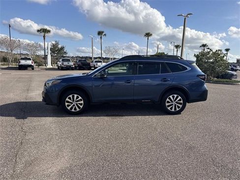 Used 2022 Subaru Outback Premium image 7