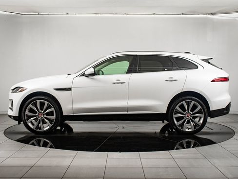 Used 2023 Jaguar F-PACE S image 5
