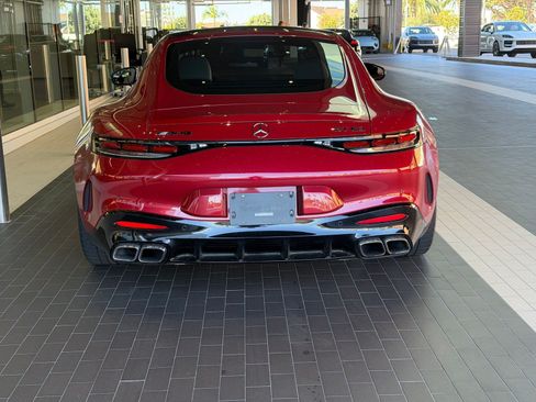 Used 2024 Mercedes-Benz AMG GT 63 image 11