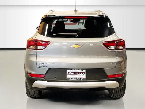 Used 2024 Chevrolet TrailBlazer LT w/ Driver Confidence Package AWD/4WD image 6