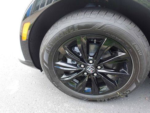 New 2026 Buick Envista Sport Touring w/ Convenience II Package FWD image 34