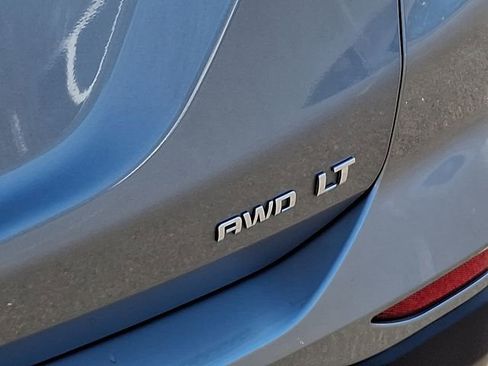 Used 2024 Chevrolet Equinox LT image 34