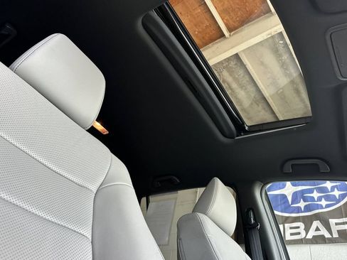 Used 2025 Honda Passport EX-L image 16
