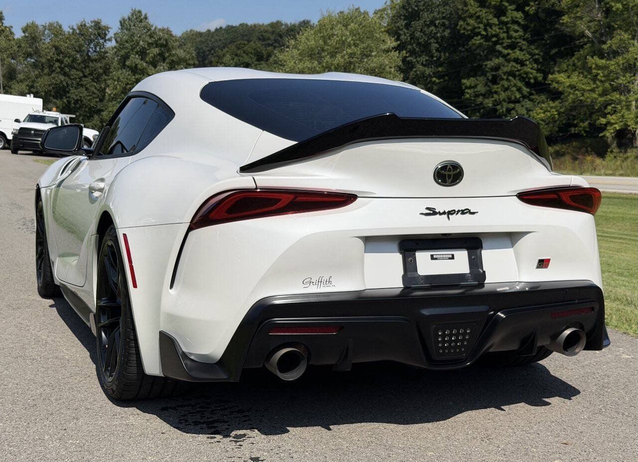 Used 2021 Toyota Supra RWD image 11