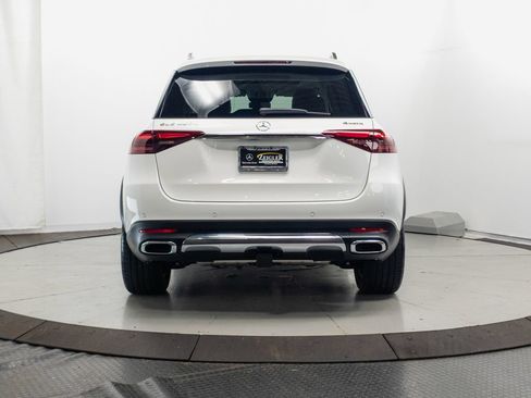 Used 2025 Mercedes-Benz GLE 450e 4MATIC w/ Driver Assistance Package image 30