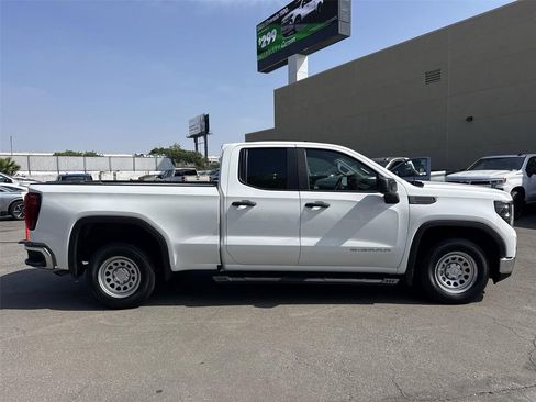 Used 2023 GMC Sierra 1500 Pro RWD image 2