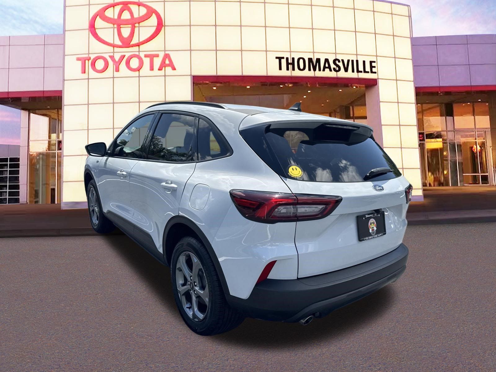 Used 2025 Ford Escape ST-Line Select AWD/4WD image 7