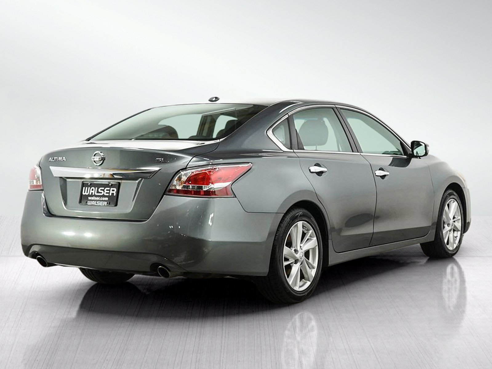 Used 2015 Nissan Altima 2.5 SL FWD image 5
