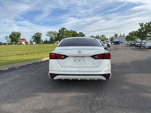 Used 2019 Nissan Altima 2.5 S FWD image 7