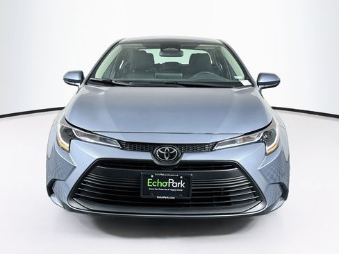 Used 2026 Toyota Corolla LE FWD image 2