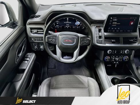 Used 2024 GMC Yukon XL SLE AWD/4WD image 21