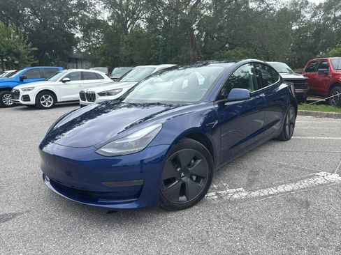 Used 2023 Tesla Model 3 Standard Range RWD image 2