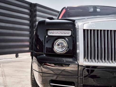 Used 2009 Rolls-Royce Phantom Coupe RWD image 9