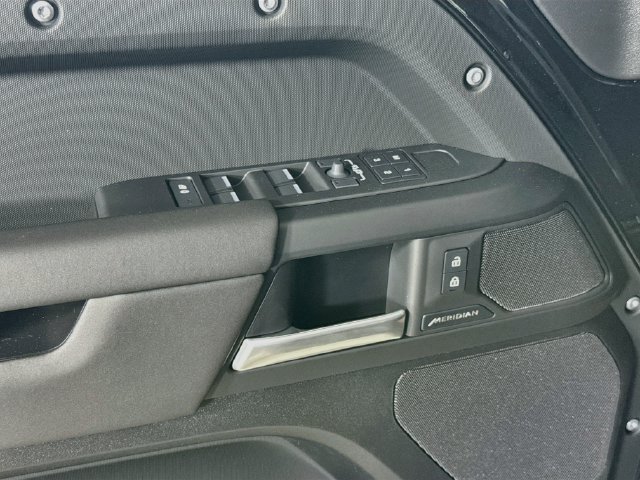 New 2026 Land Rover Defender 110 S AWD/4WD image 20