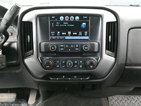 Used 2017 Chevrolet Silverado 1500 LT w/ All Star Edition image 34