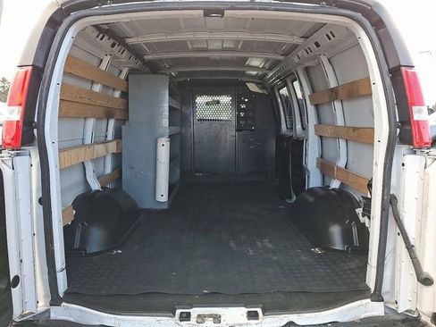 Certified 2021 Chevrolet Express 2500 w/ Driver Convenience Package image 30