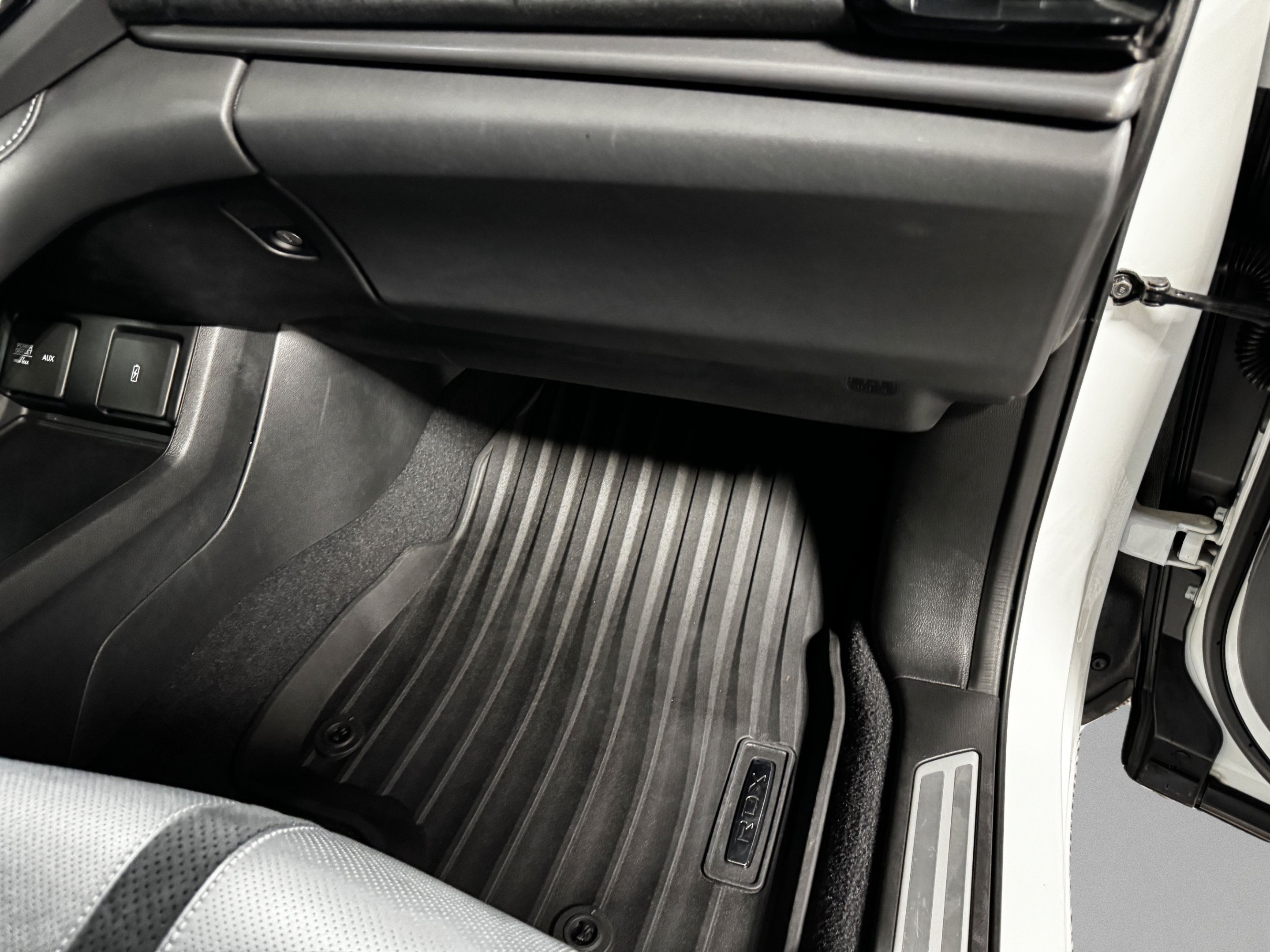 Used 2020 Acura RDX w/ Advance Package FWD image 31