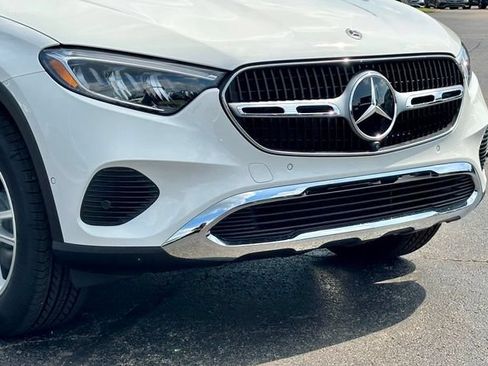 New 2026 Mercedes-Benz GLC 300 4MATIC image 2
