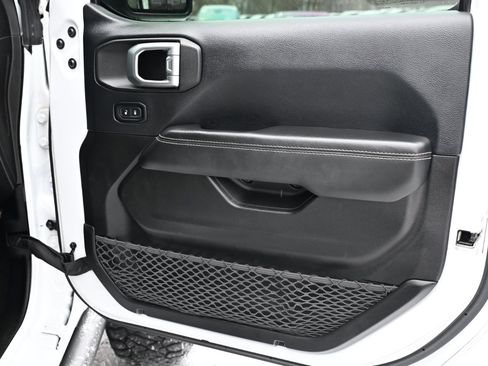 Used 2019 Jeep Wrangler Rubicon image 30