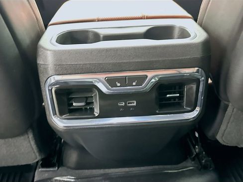 Used 2024 GMC Sierra 2500 Denali Ultimate w/ Max Trailering Package AWD/4WD image 27