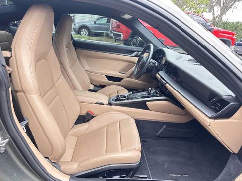 Used 2021 Porsche 911 Carrera RWD image 19