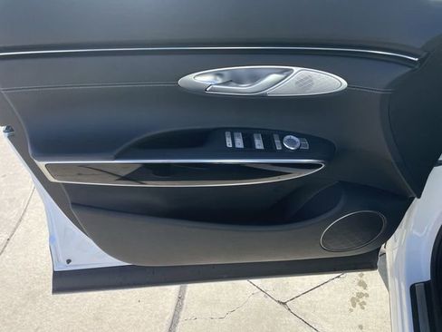 Used 2025 Genesis GV70 2.5T image 22