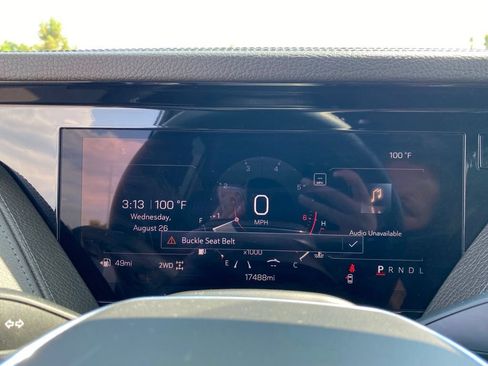 Used 2025 GMC Yukon XL Denali AWD/4WD image 19