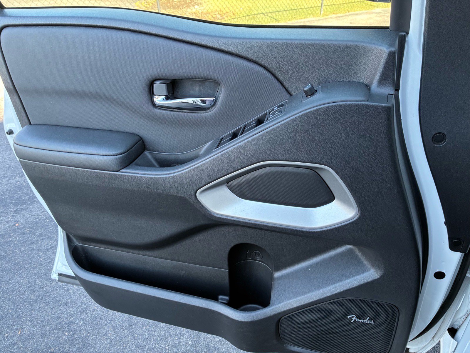 Used 2024 Nissan Frontier SV w/ SV Convenience Package RWD image 8