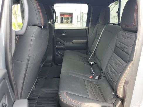 Certified 2025 Nissan Frontier PRO-4X w/ Interior Protection Package AWD/4WD image 28