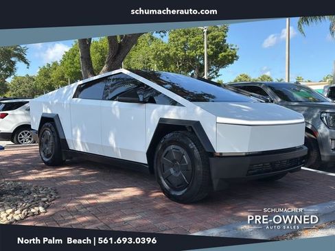 Used 2025 Tesla Cybertruck AWD Crew Cab image 1